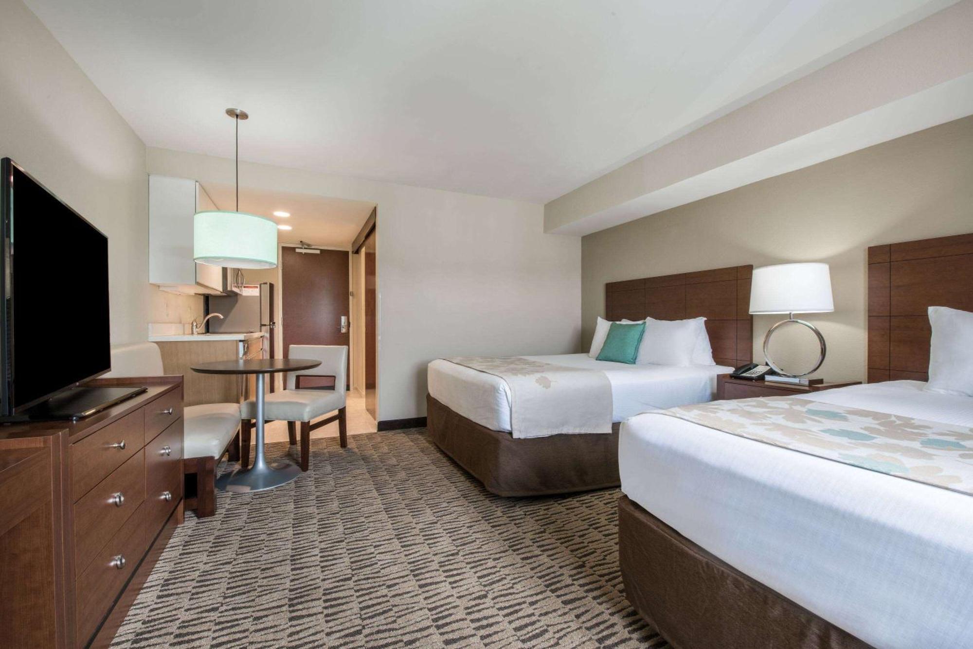 Hawthorn Suites By Wyndham Bridgeport Esterno foto